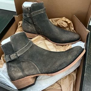 Frye Women Boots